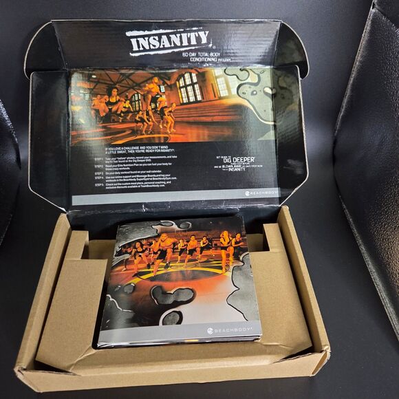 Beachbody Insanity Complete 10 DVD Set Plus 4 Bonus DVD and Original Literature - Picture 10 of 11